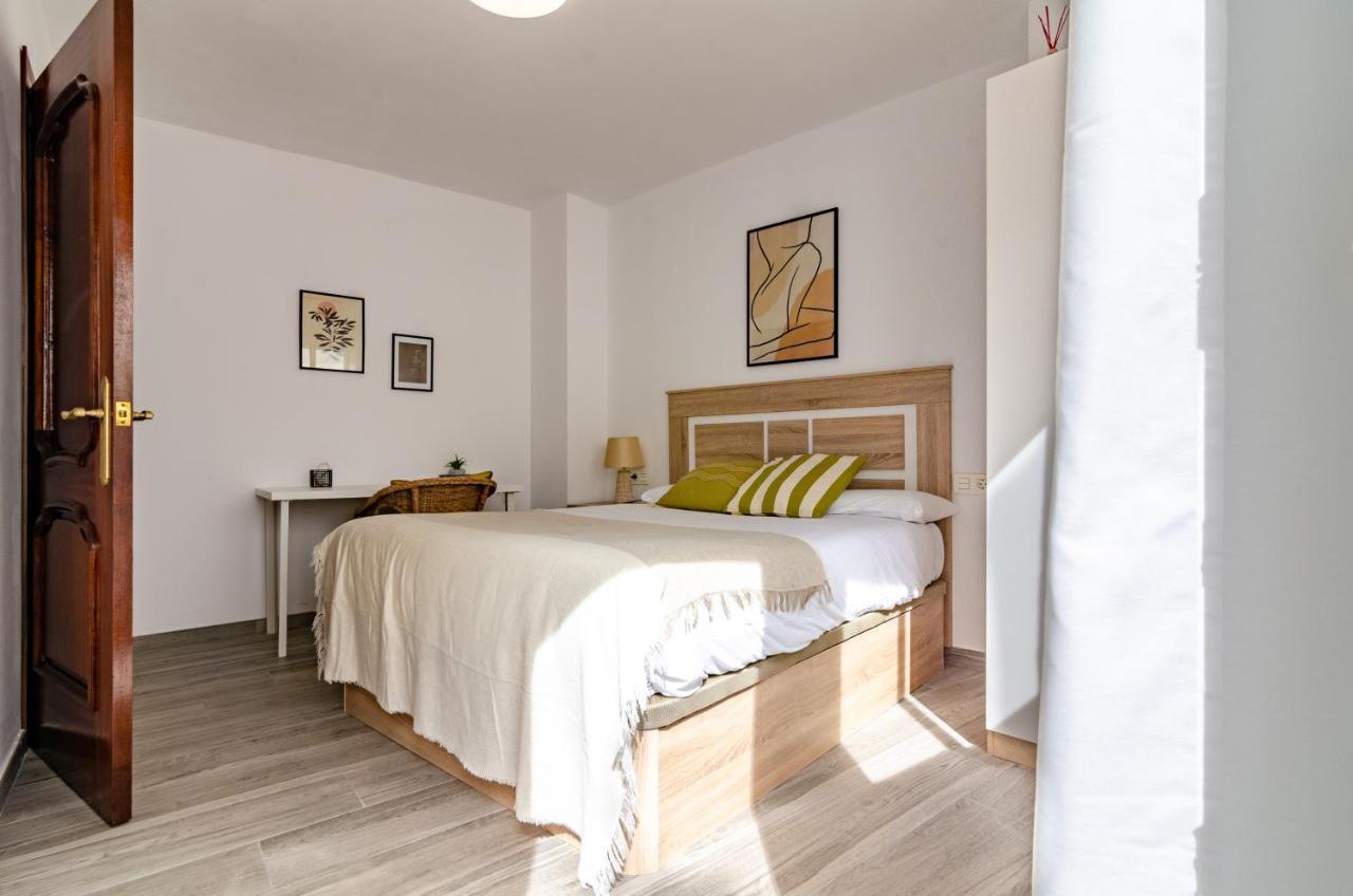Wintowinrentals Your Home Steps From The Center Málaga Exterior foto