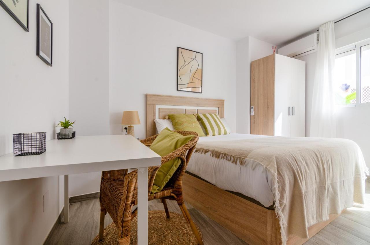 Wintowinrentals Your Home Steps From The Center Málaga Exterior foto