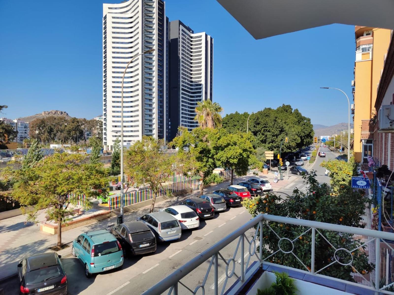Wintowinrentals Your Home Steps From The Center Málaga Exterior foto